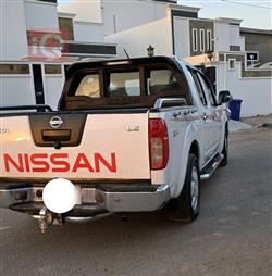 نيسان نافارا